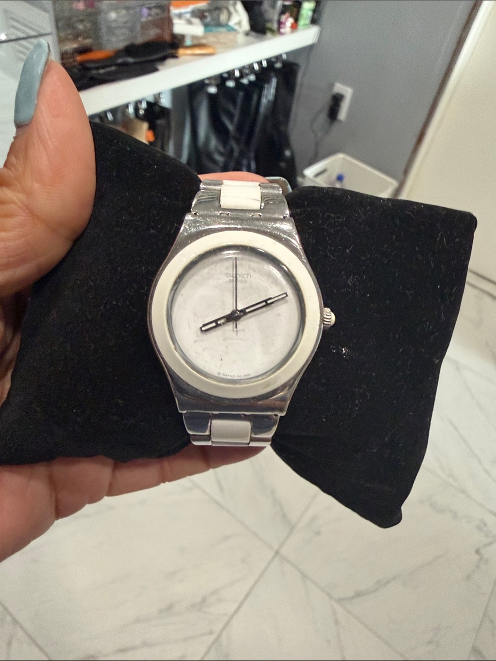 Swatch Silver and White Minimalist Analog Watch